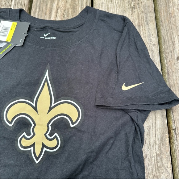 New Orleans Saints Nike Tee Women’s Standard fit - Picture 4 of 4